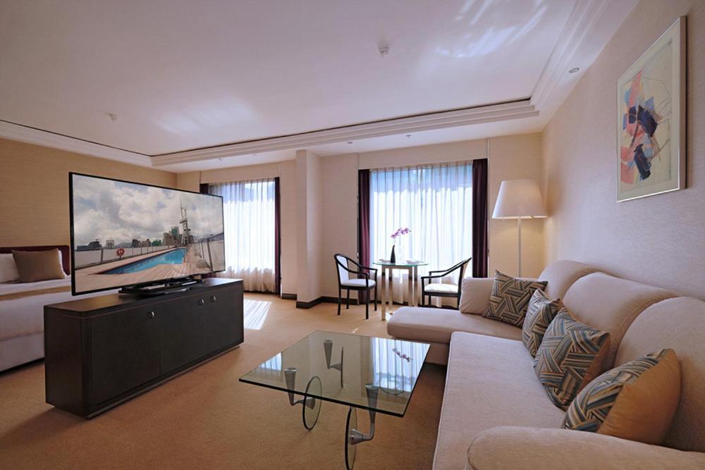 Prudential Hotel Hong Kong Exterior photo